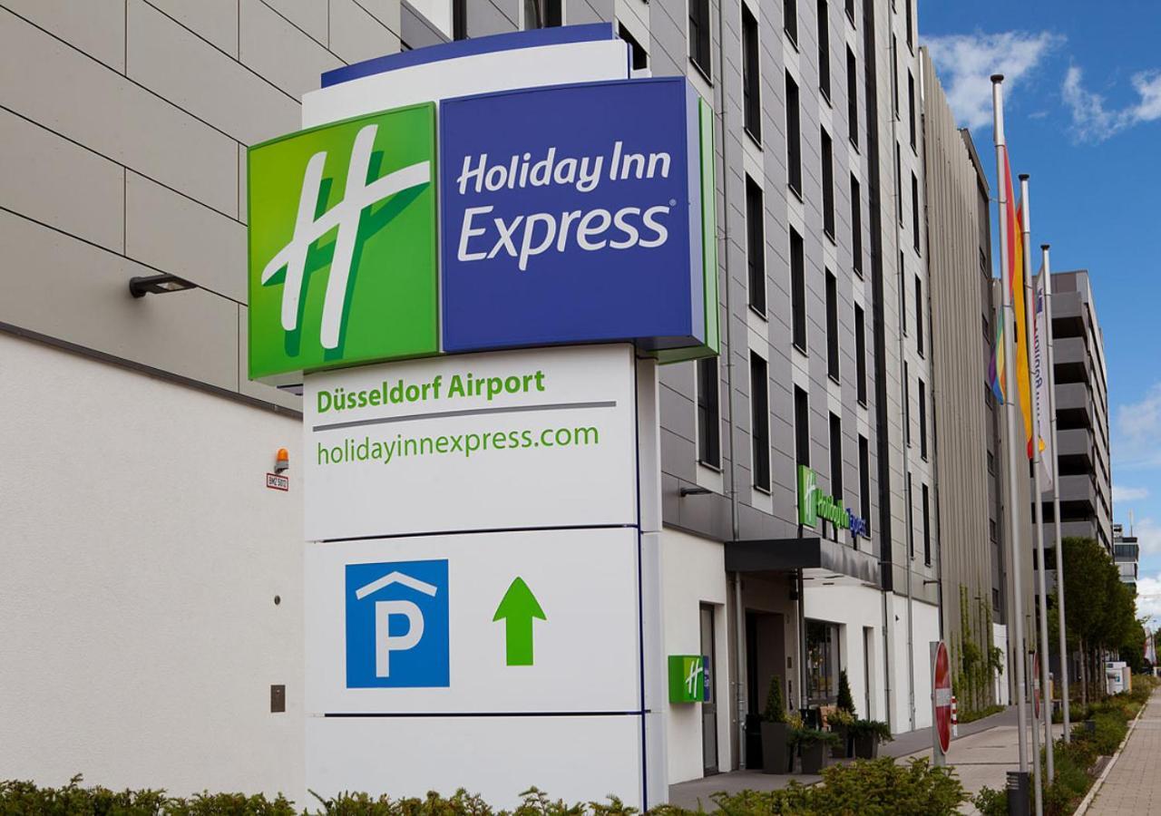 Holiday Inn Express - Dusseldorf Airport Exterior foto